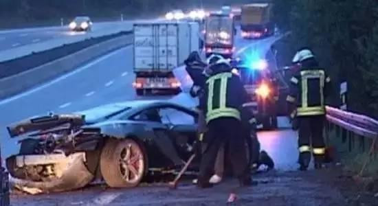 极速光轮6人死亡 t011720d862d3e4e805.jpg?size=550x300?zoom_out=80