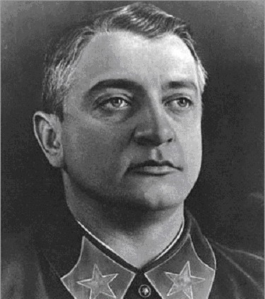 1935年授衔 克里门特·叶弗列莫维奇·伏罗希洛夫(Климе?