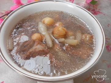 玉竹排骨燉罐湯