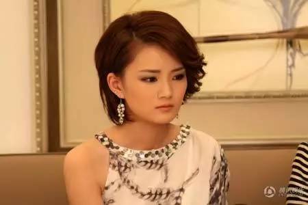 她当年堪比郑爽,是神秘富家千金,18岁演女一号